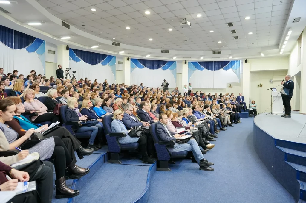 05 декабря 2019 года команда представителей системы образования Курагинского района приняла участие в краевом форуме "PROнаставничество" 8