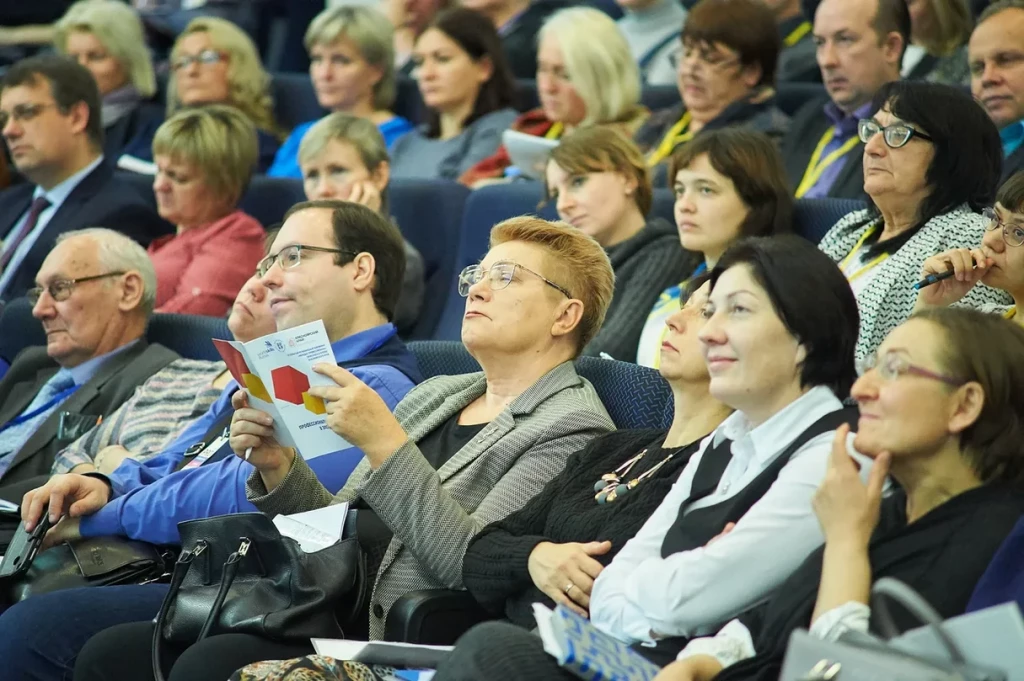 05 декабря 2019 года команда представителей системы образования Курагинского района приняла участие в краевом форуме "PROнаставничество" 10