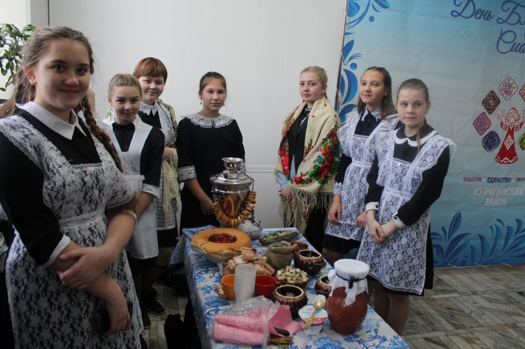 16 ноября 2019г. в Курагинском ДК состоялся районный праздник День благодарения Сибири 10